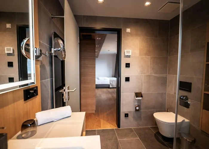 Hotel Kulmberghaus 4*